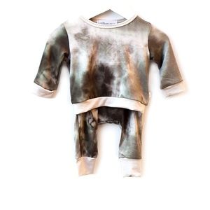 Two Piece Goosebumps Baby Outfit